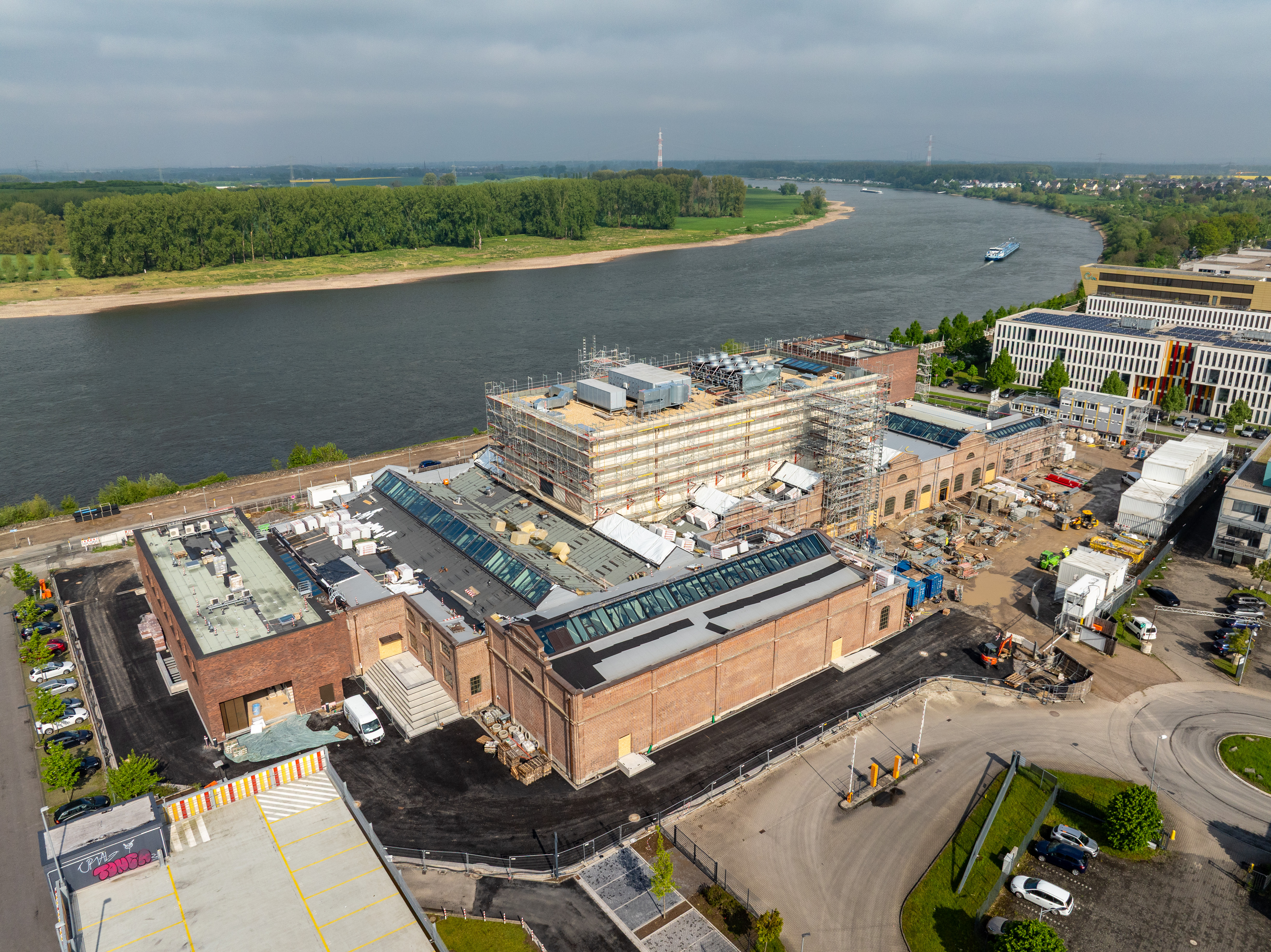 Luftbild von der Baustelle der Kulturraffinerie K714